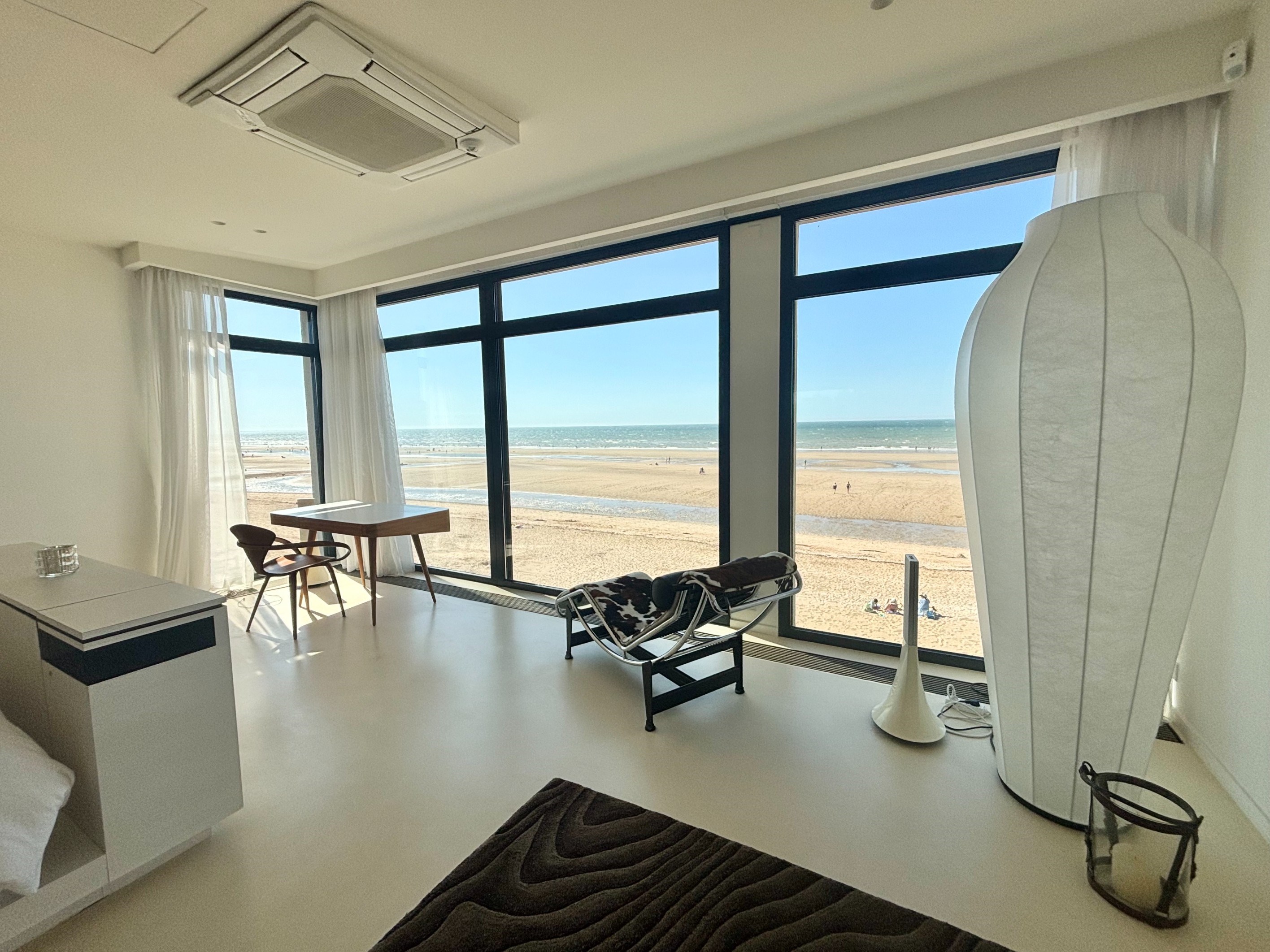  Normandy, Côte Fleurie, Exceptional architect-designed villa - Direct beach acc… - 物件實景