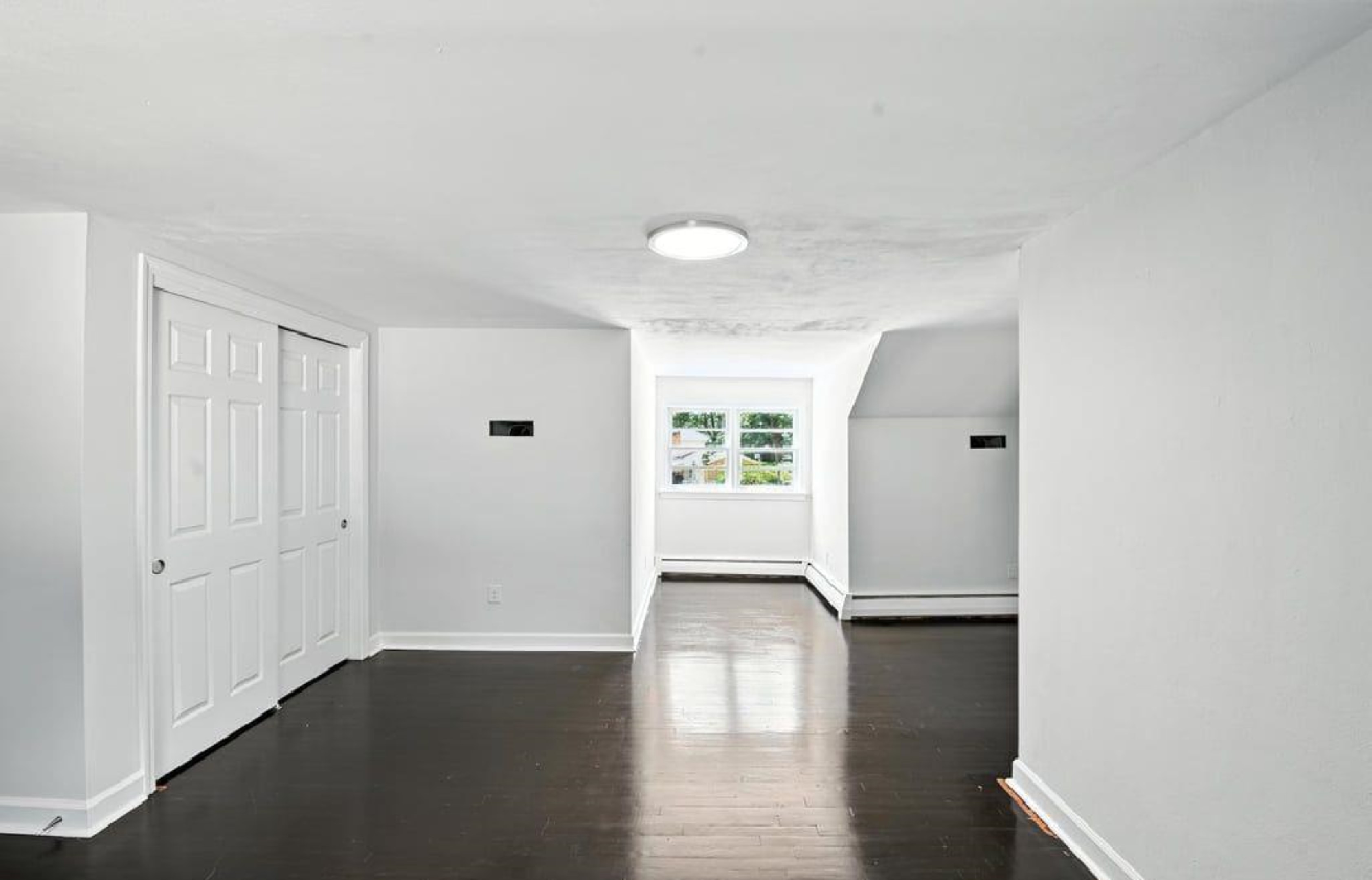 Norfolk, Virginia, 23502, United States, 5 Bedrooms Bedrooms, ,3 BathroomsBathrooms,Residential,For Sale,1993864