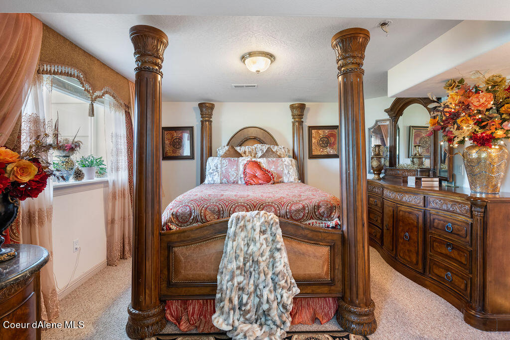 St. Maries, Idaho, 83861, United States, 3 Bedrooms Bedrooms, ,3 BathroomsBathrooms,Residential,For Sale,1923080