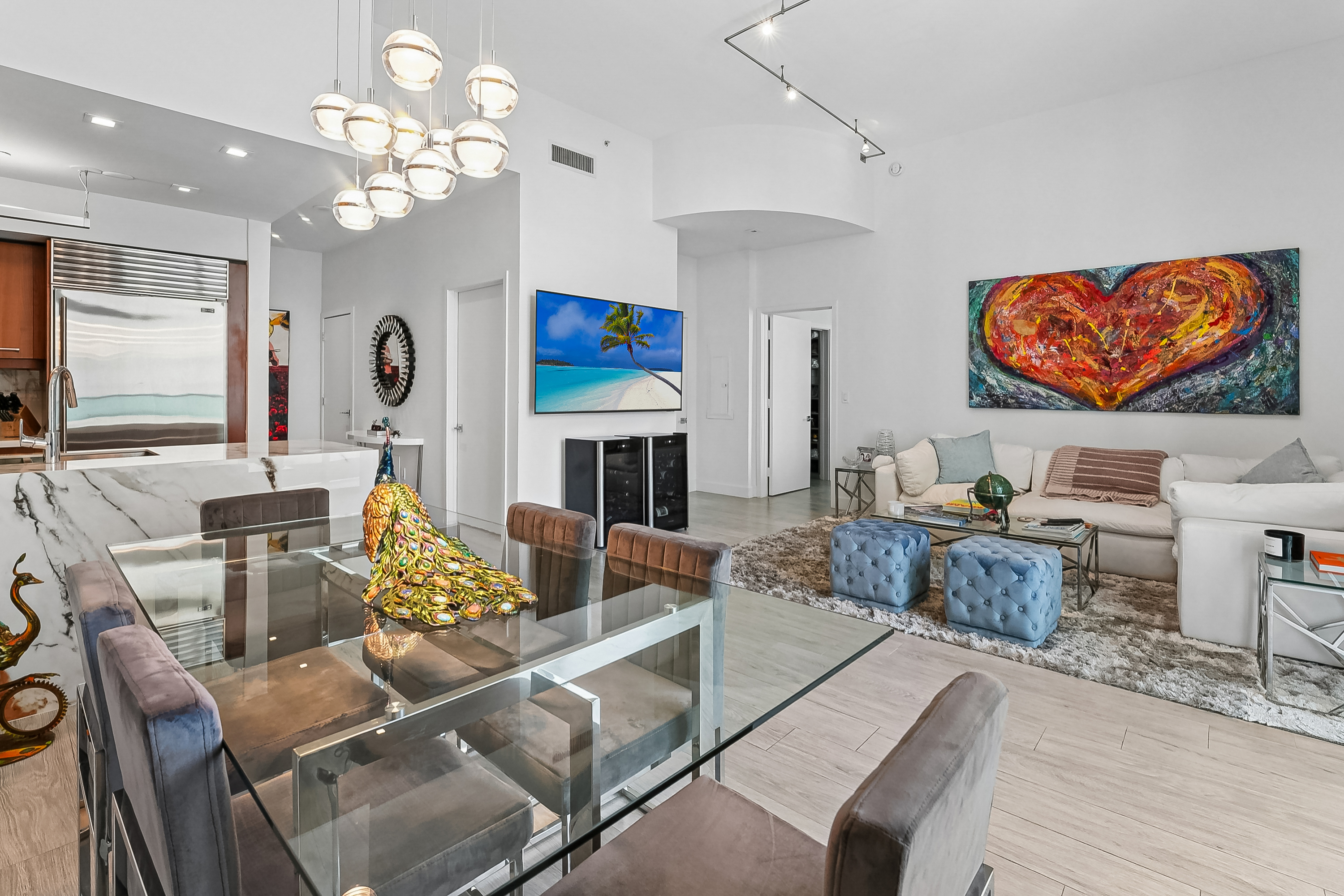  1331 Brickell Bay Dr, Miami, FL, 33131 - 物件實景