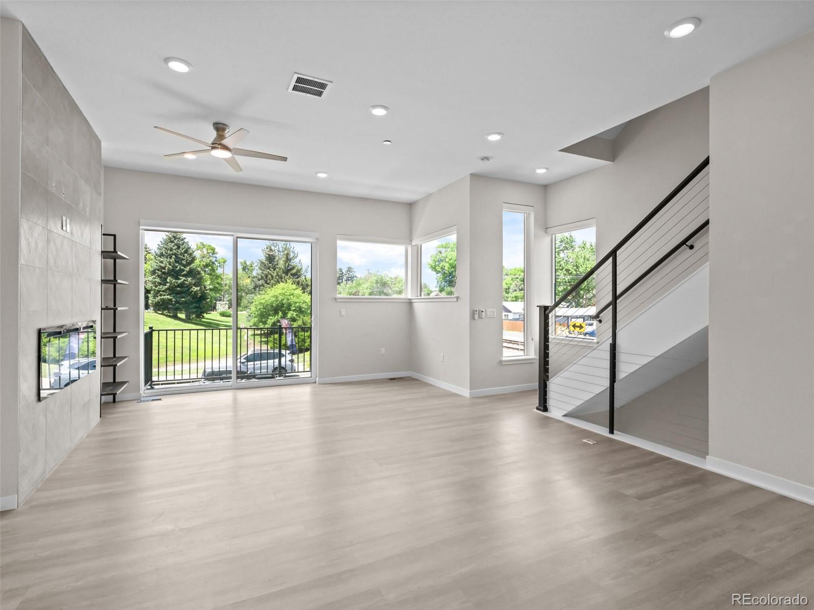 Lakewood, Colorado, 80214, United States, 3 Bedrooms Bedrooms, ,3 BathroomsBathrooms,Residential,For Sale,1866622