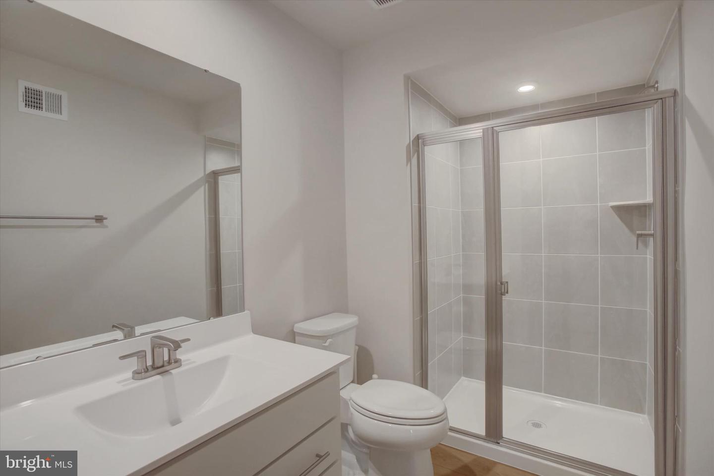 Greencastle, Pennsylvania, 17225, United States, 4 Bedrooms Bedrooms, ,4 BathroomsBathrooms,Residential,For Sale,1989287