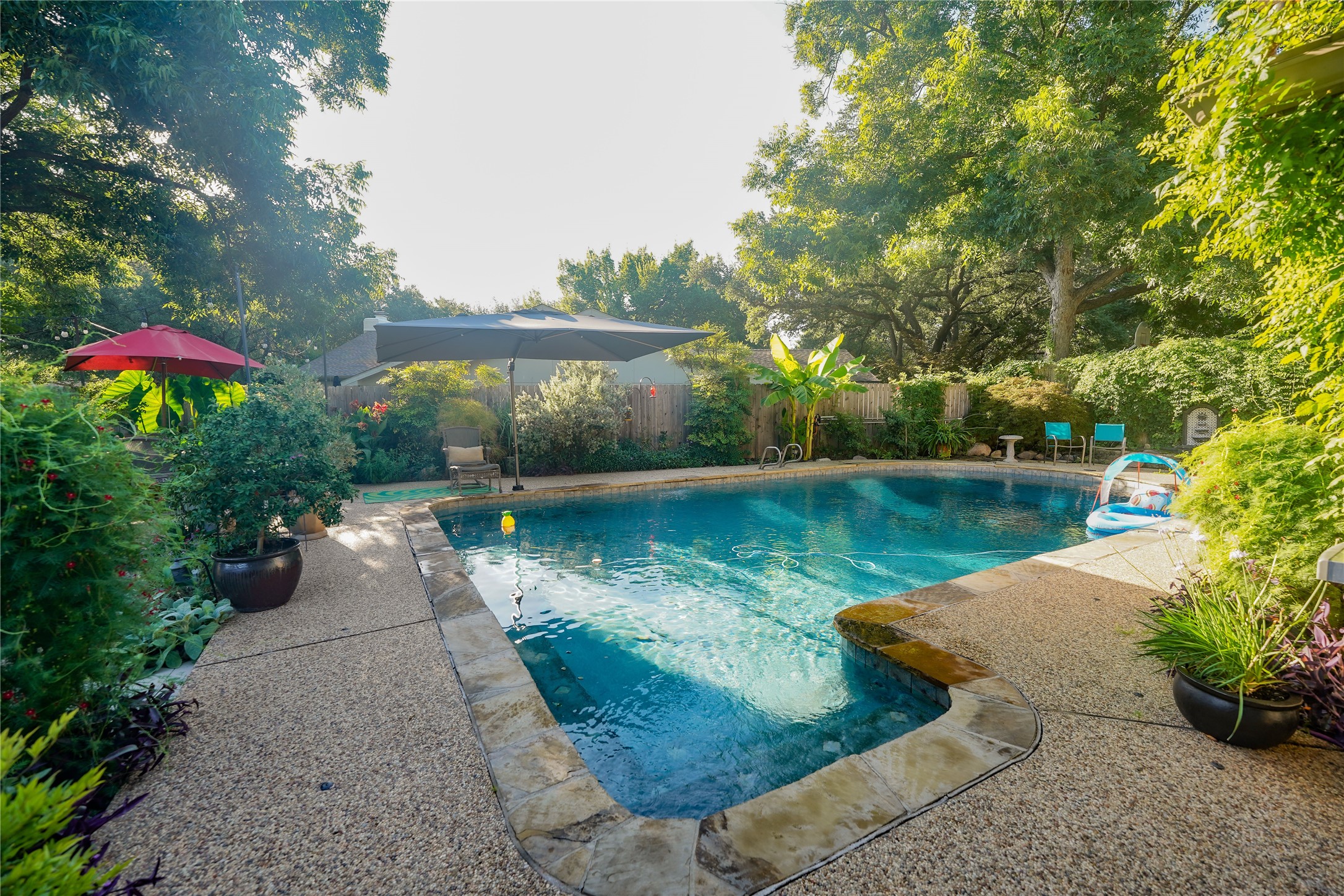 Fort Worth, Texas, 76116, United States, 4 Bedrooms Bedrooms, ,3 BathroomsBathrooms,Residential,For Sale,1901909