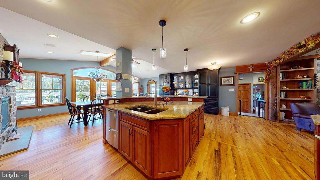 Medford, New Jersey, 08055, United States, 4 Bedrooms Bedrooms, ,4 BathroomsBathrooms,Residential,For Sale,1982523