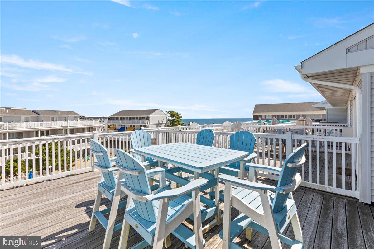 Ocean City, Maryland, 21842, United States, 4 Bedrooms Bedrooms, ,4 BathroomsBathrooms,Residential,For Sale,1989462