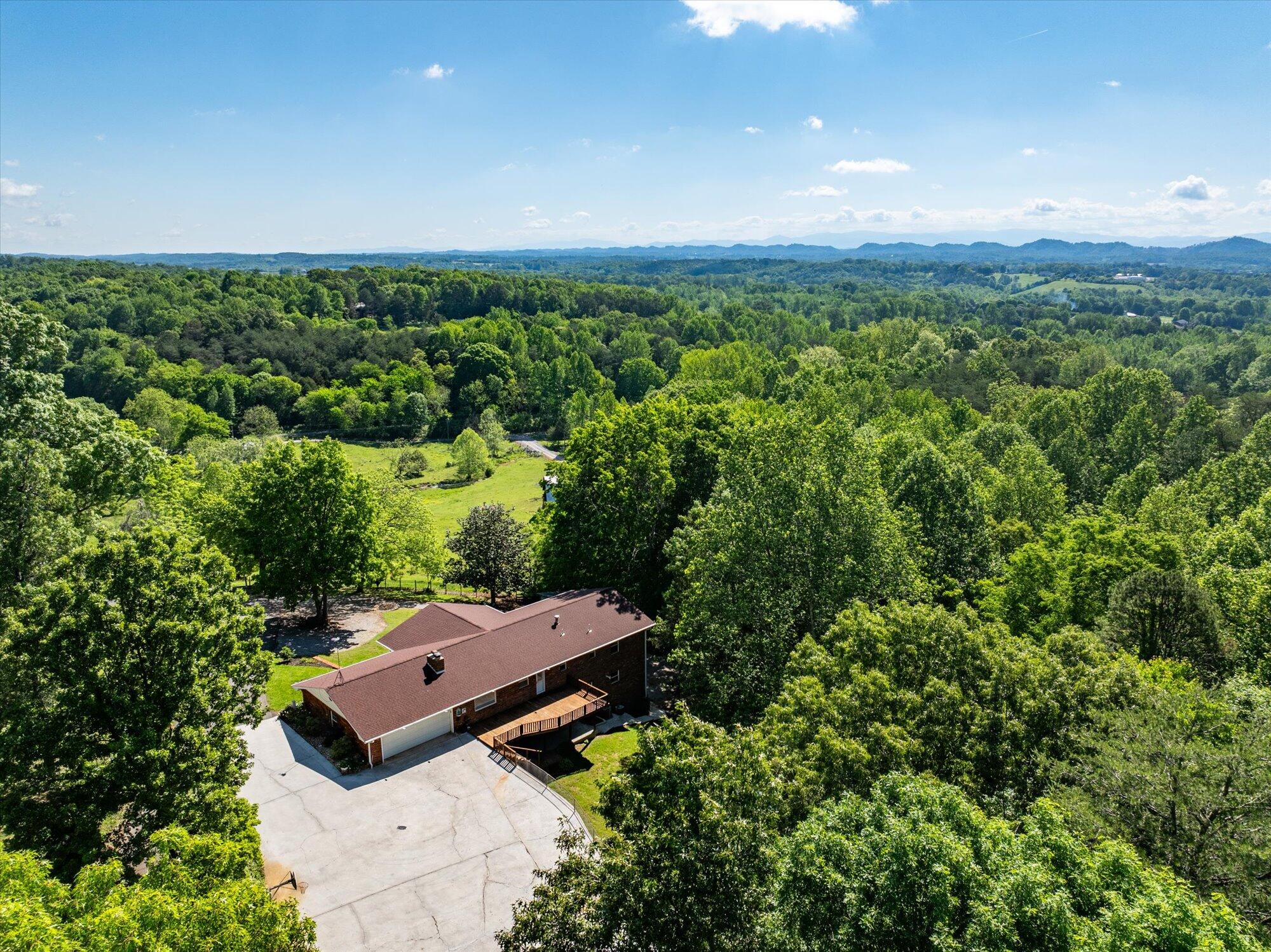 Athens, Tennessee, 37303, United States, 4 Bedrooms Bedrooms, ,3 BathroomsBathrooms,Residential,For Sale,1983022