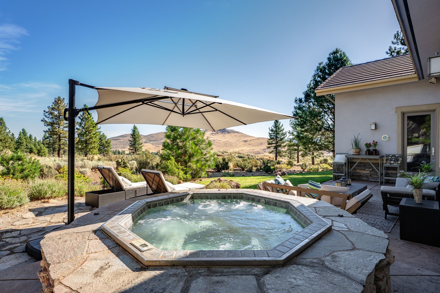  Mountain Seclusion, Reno Sophistication - 物件實景