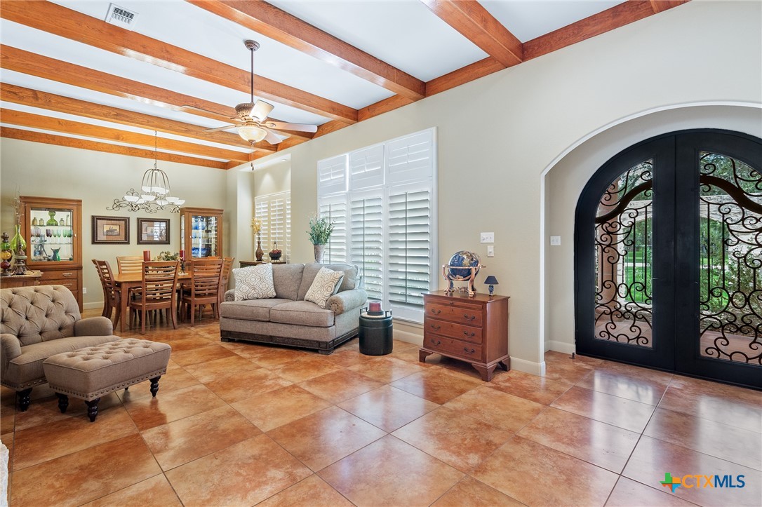 166 Post Oak Bend, Inez, Texas, 77968, United States, 5 Bedrooms Bedrooms, ,6 BathroomsBathrooms,Residential,For Sale,166 Post Oak Bend,1548599