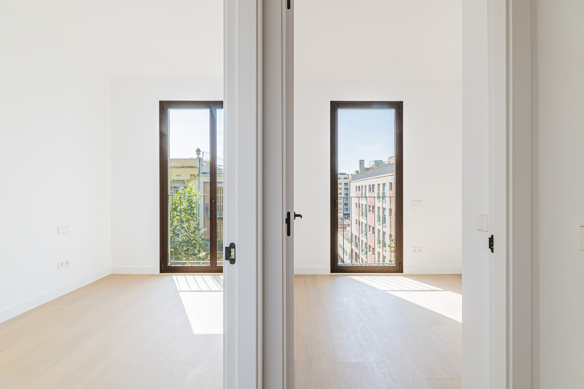  Newly constructed duplex penthouse near the beach - 物件實景