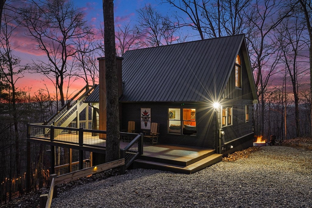 Mineral Bluff, Georgia, 30559, United States, 3 Bedrooms Bedrooms, ,3 BathroomsBathrooms,Residential,For Sale,2006593