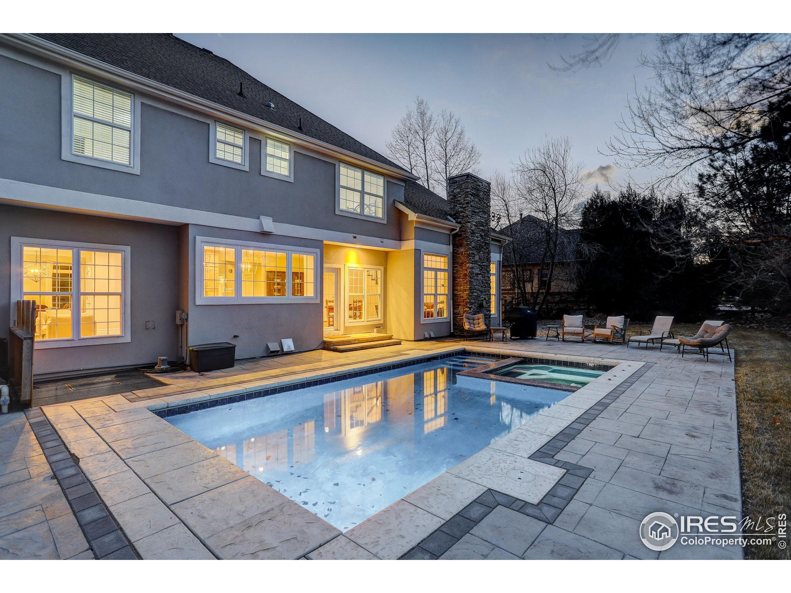 Longmont, Colorado, 80504, United States, 6 Bedrooms Bedrooms, ,2 BathroomsBathrooms,Residential,For Sale,1838026
