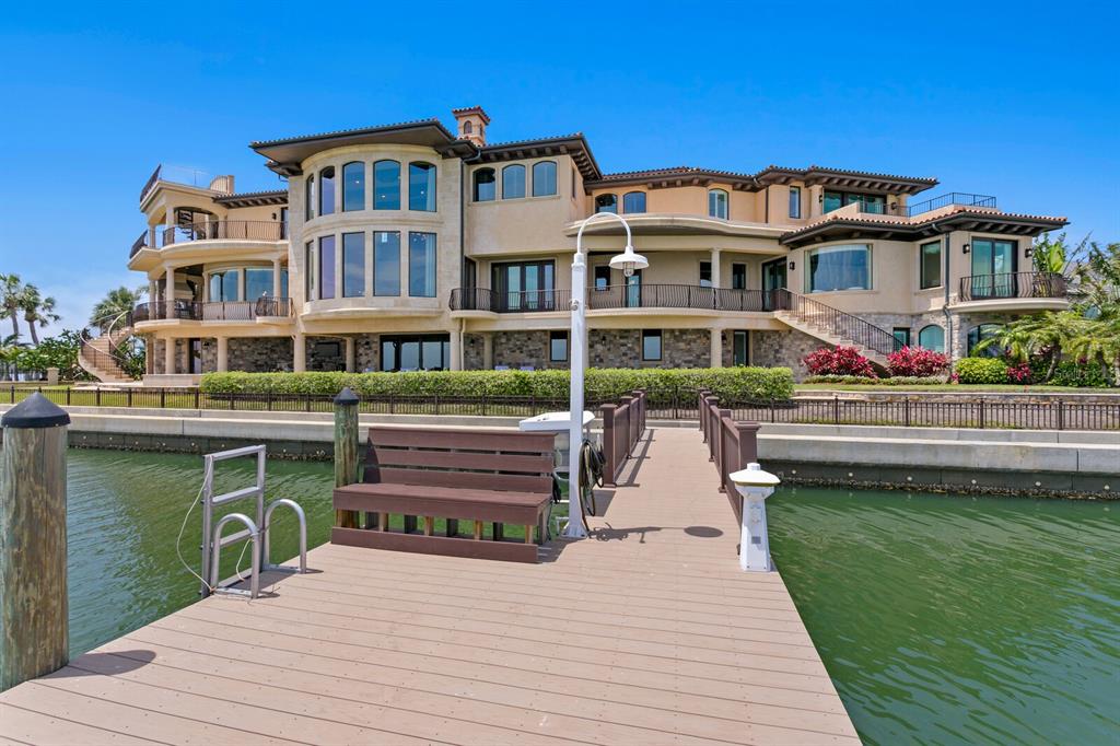 Tierra Verde, Florida, 33715, United States, 5 Bedrooms Bedrooms, ,6 BathroomsBathrooms,Residential,For Sale,1989474