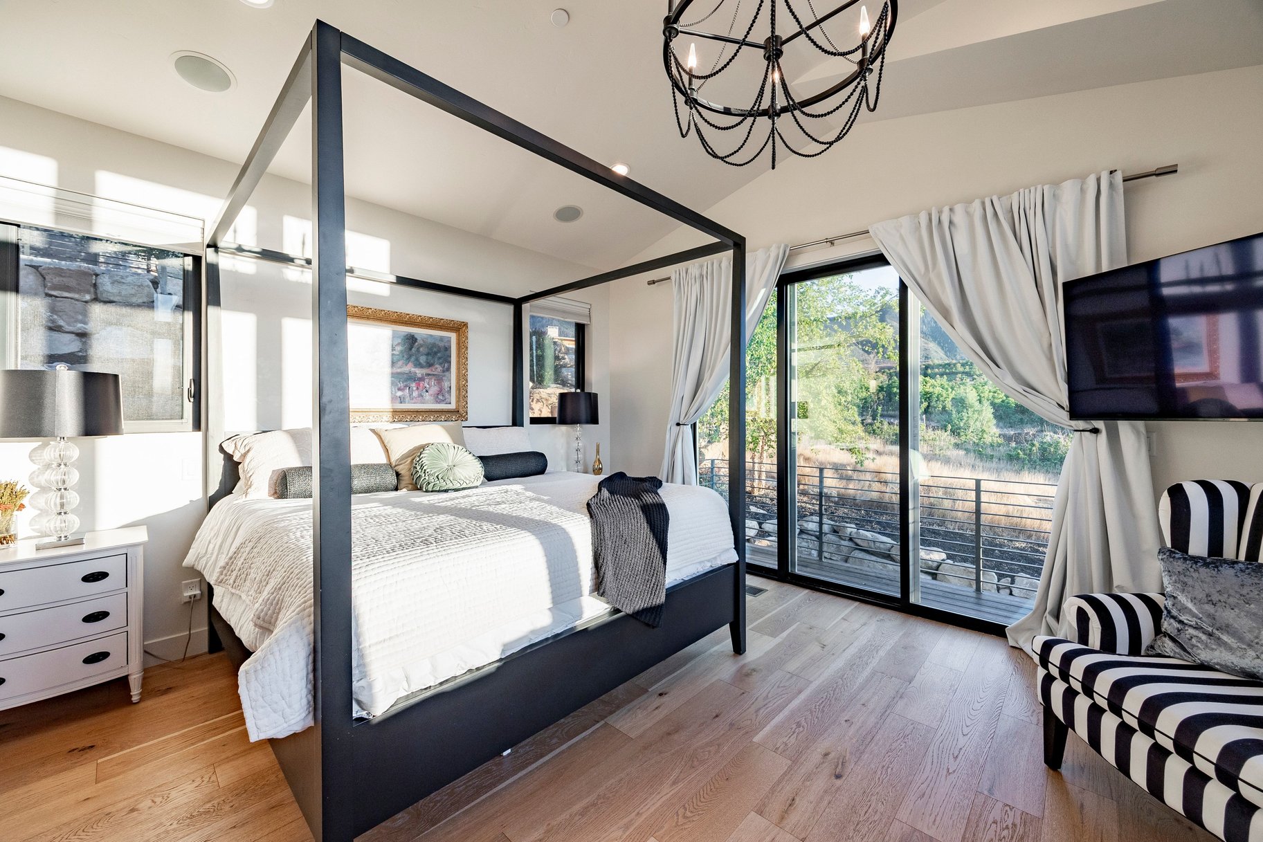  Custom-Home Quality Without the Custom-Home Wait - 物件實景