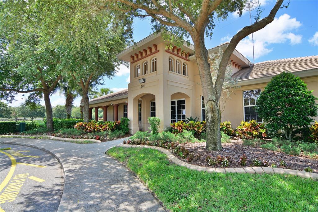Bradenton, Florida, 34212, United States, 5 Bedrooms Bedrooms, ,3 BathroomsBathrooms,Residential,For Sale,1897819