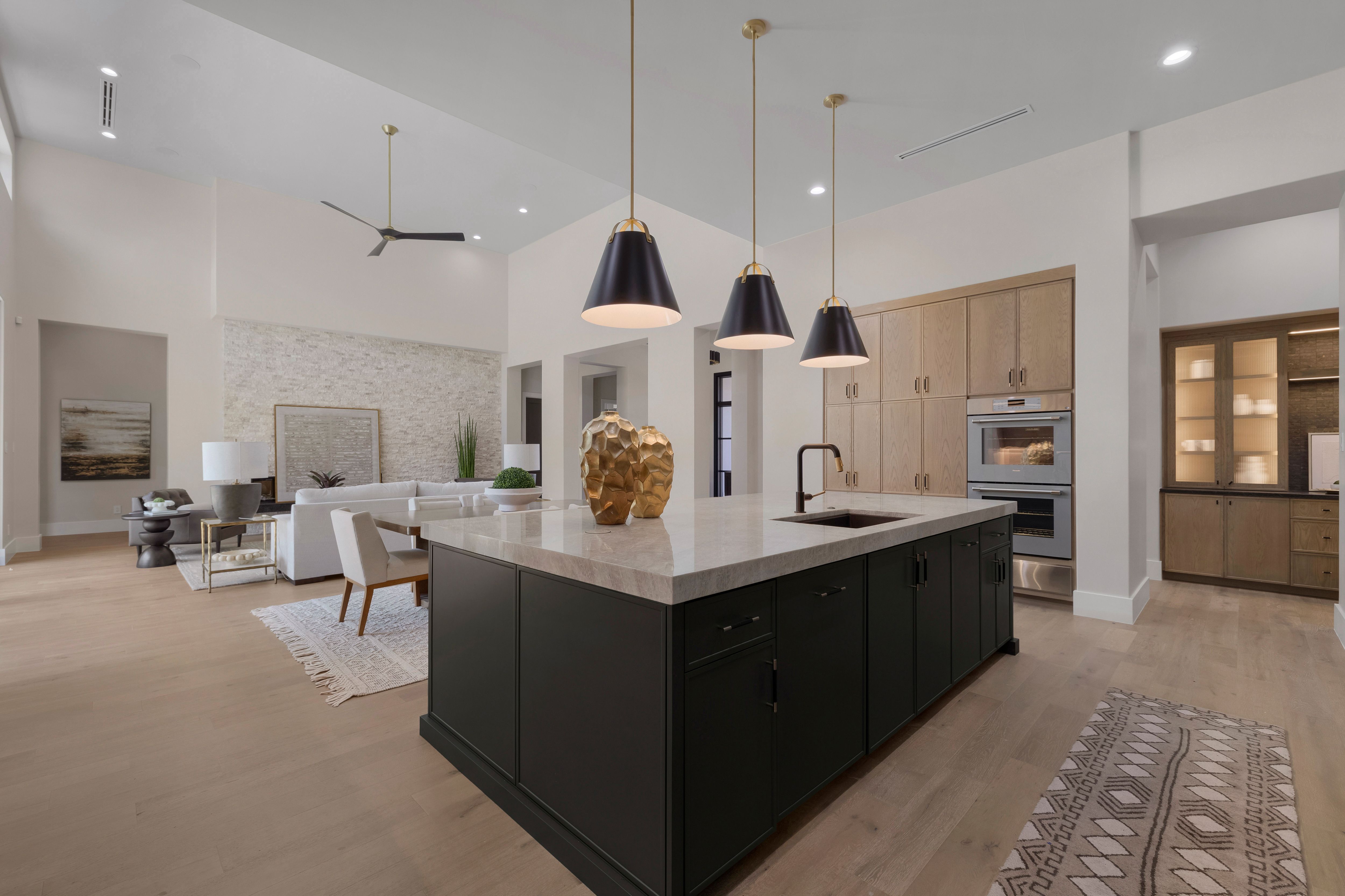  Architecturally Refined New Construction in Prestigious The Dominion - 物件實景