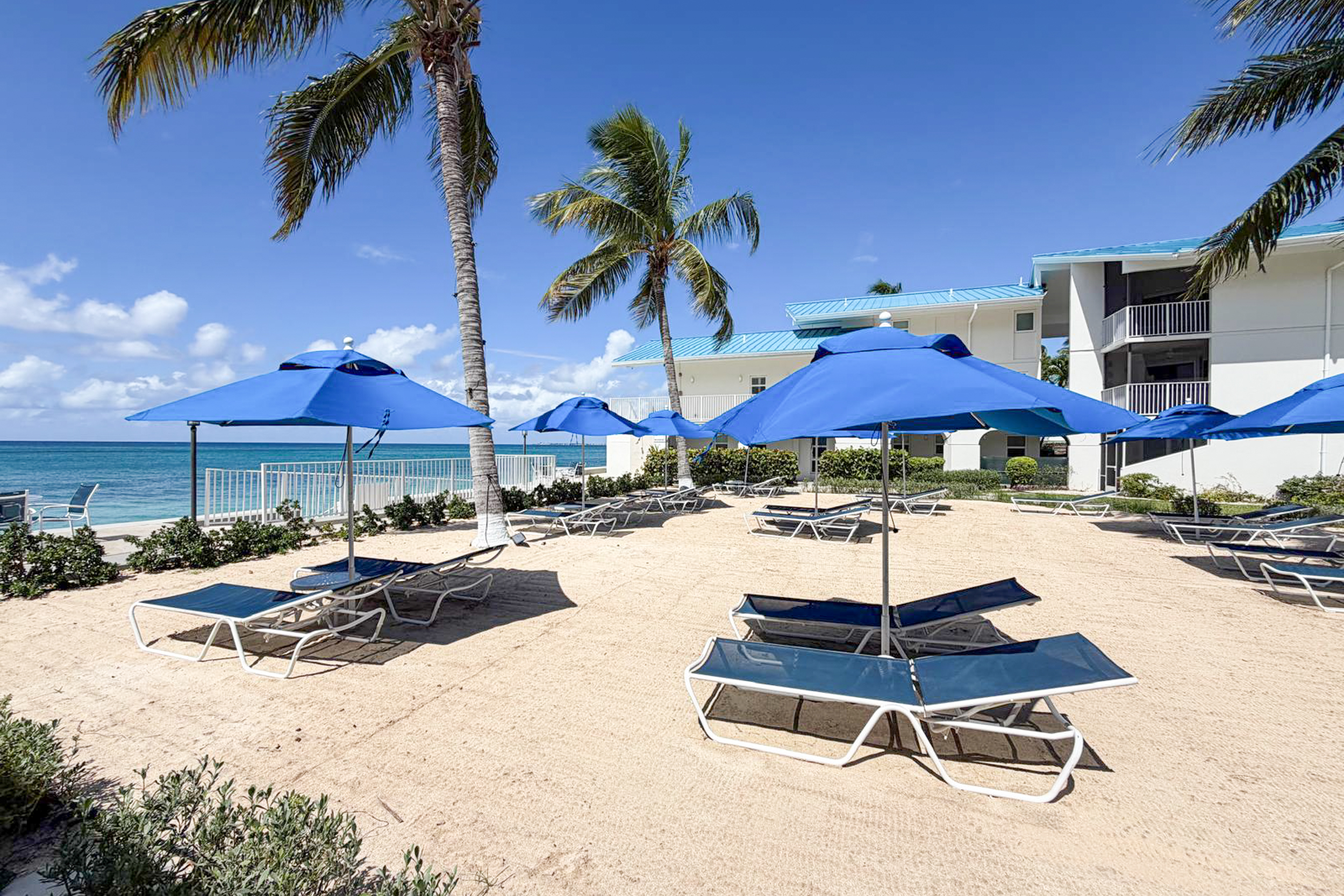  Cayman Reef Resort Beachfront - 物件實景
