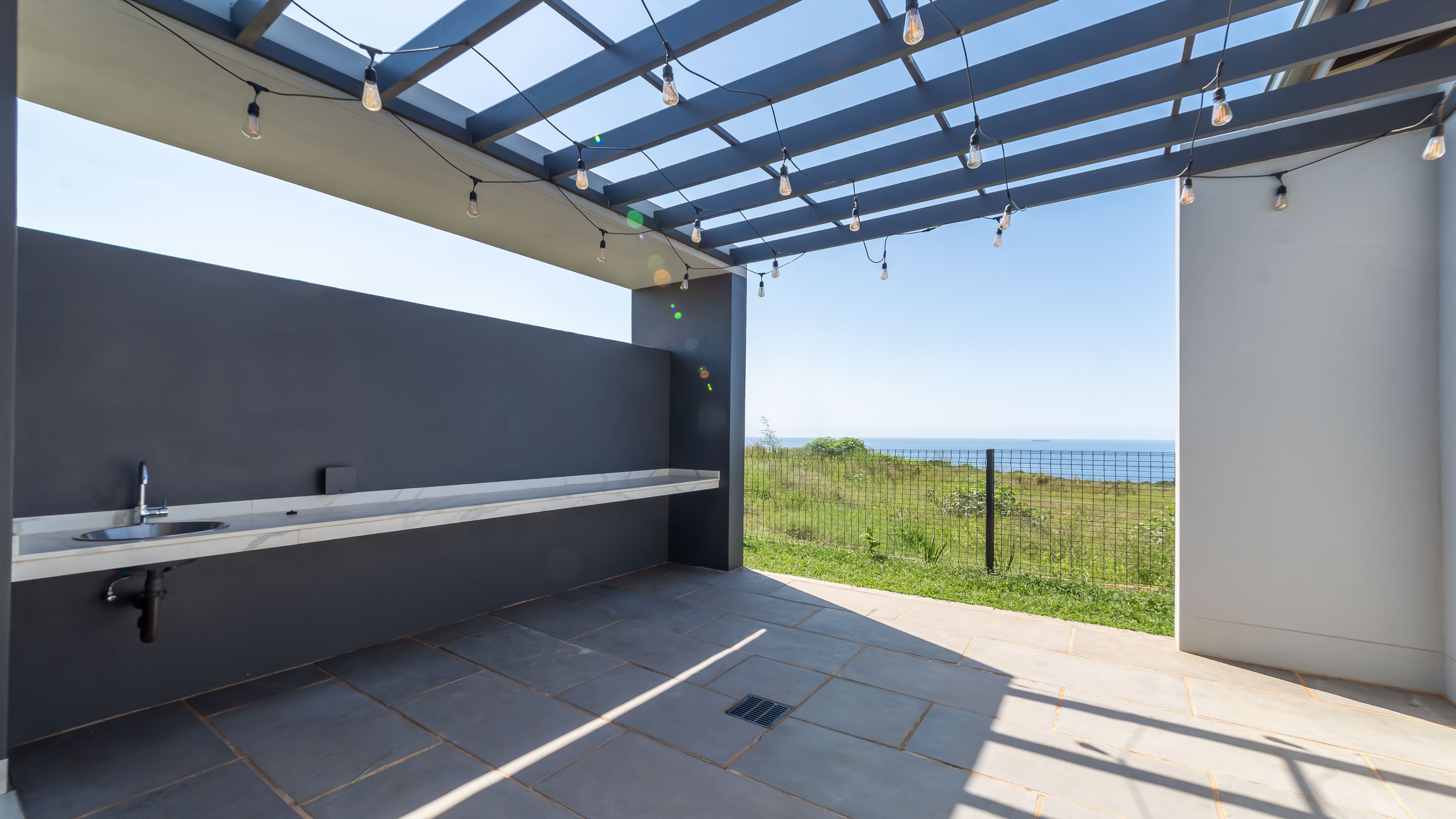  Luxury Single-Level Residence with Panoramic Sea Views in Salta Estate - 物件實景