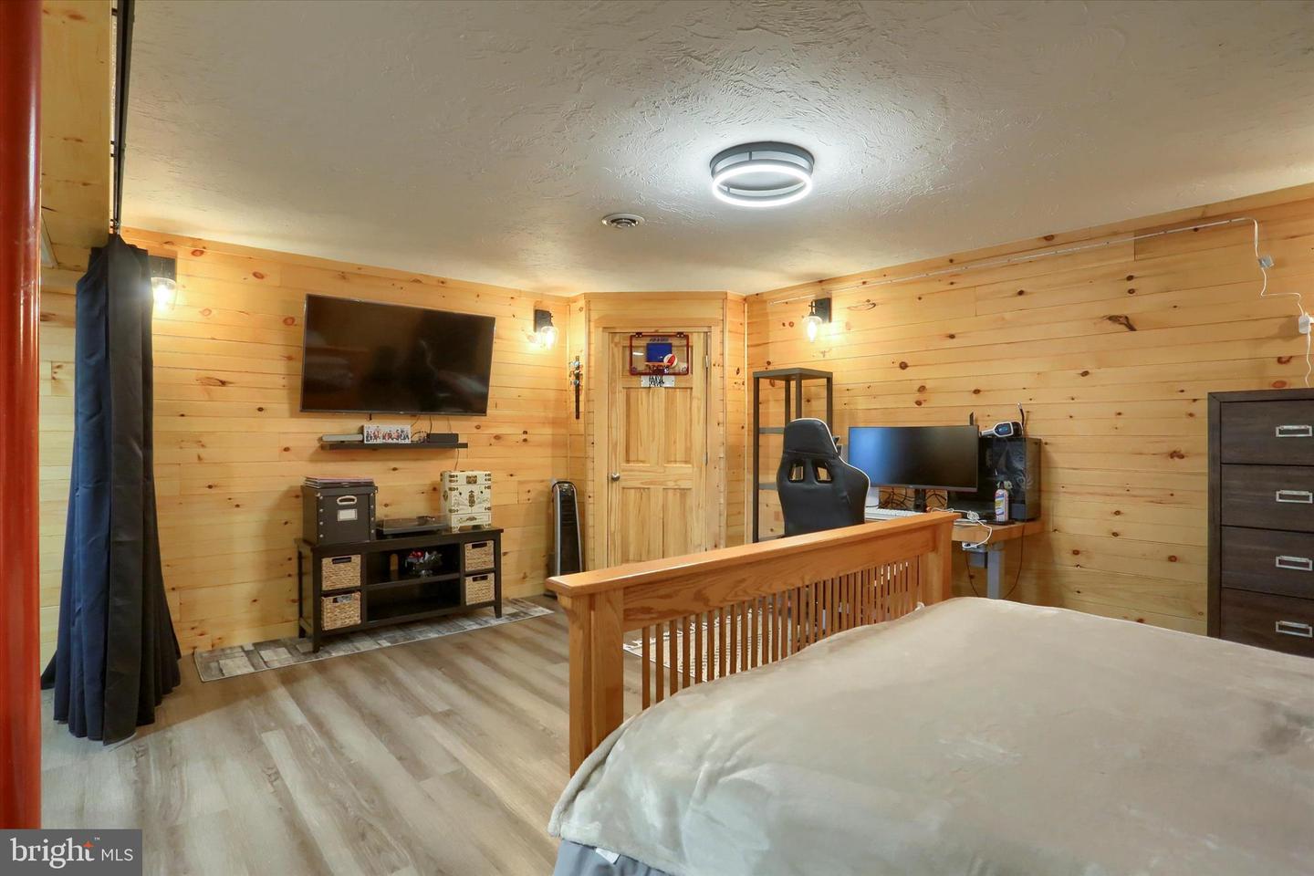 Etters, Pennsylvania, 17319, United States, 5 Bedrooms Bedrooms, ,4 BathroomsBathrooms,Residential,For Sale,1992939