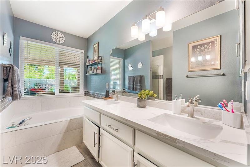 North Las Vegas, Nevada, 89031, United States, 3 Bedrooms Bedrooms, ,2 BathroomsBathrooms,Residential,For Sale,1920632