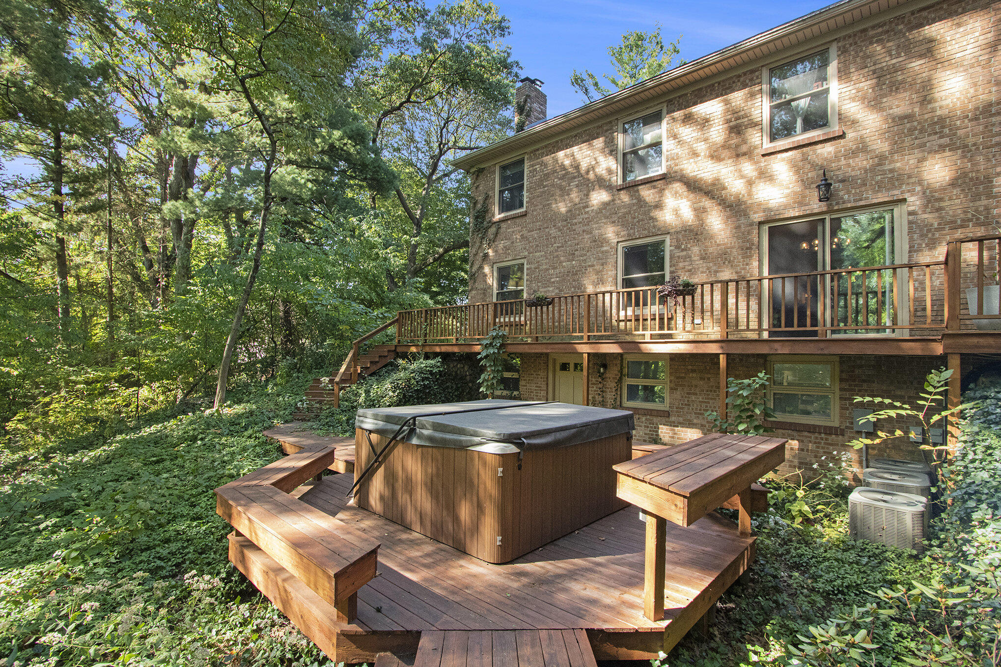 St. Joseph, Michigan, 49085, United States, 5 Bedrooms Bedrooms, ,4 BathroomsBathrooms,Residential,For Sale,1960550