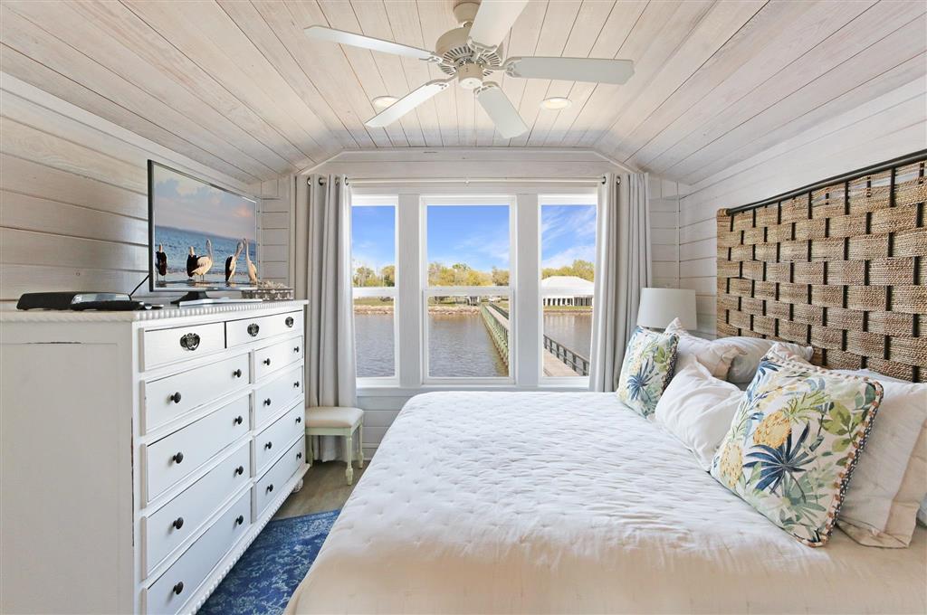 Lake Charles, Louisiana, 70607, United States, 1 Bedroom Bedrooms, ,2 BathroomsBathrooms,Residential,For Sale,2028404