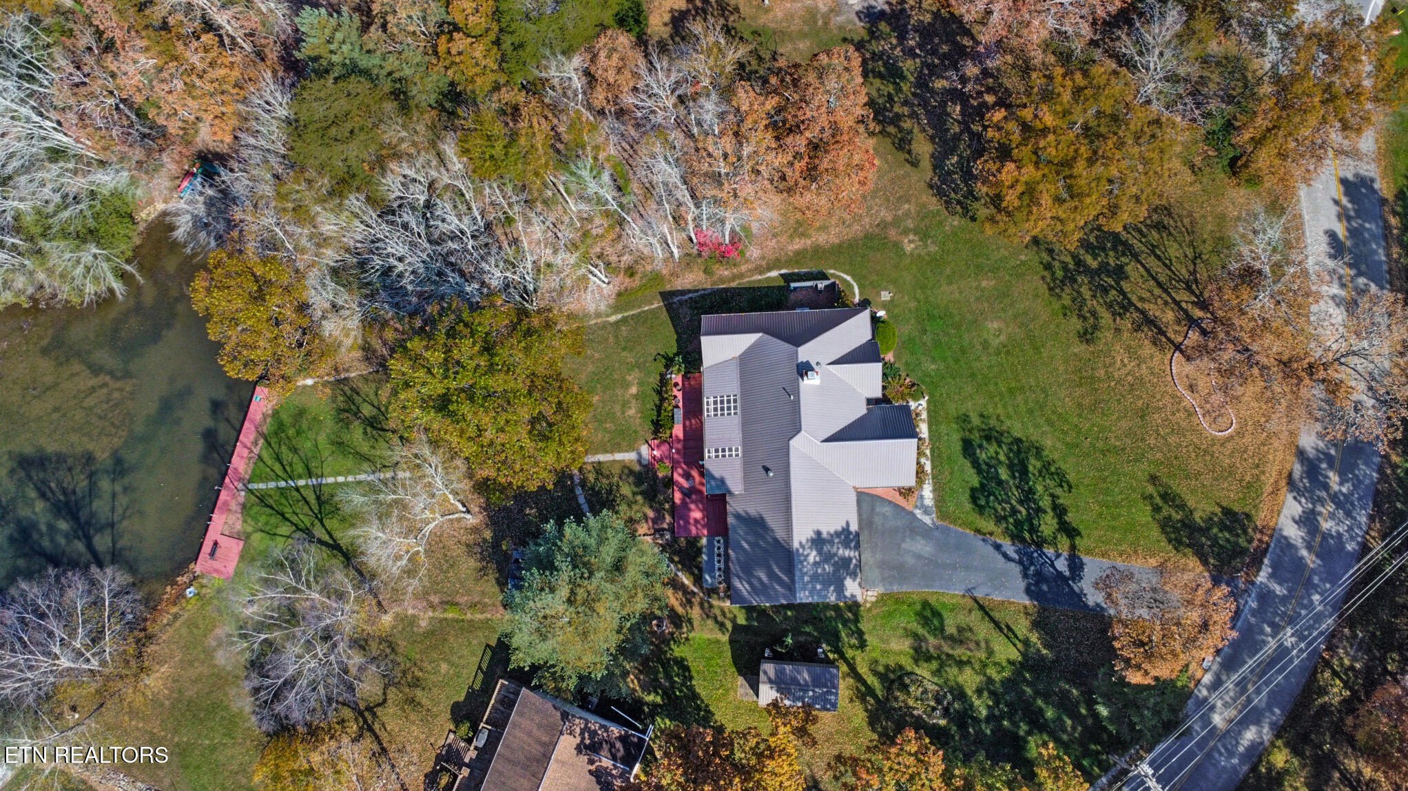 Crossville, Tennessee, 38572, United States, 3 Bedrooms Bedrooms, ,4 BathroomsBathrooms,Residential,For Sale,1977432