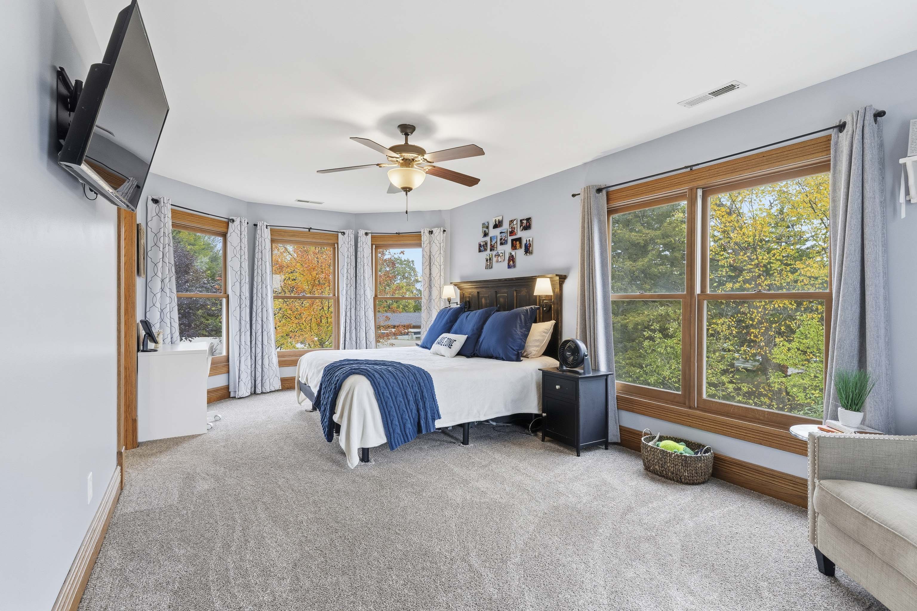 Manhattan, Kansas, 66503, United States, 4 Bedrooms Bedrooms, ,4 BathroomsBathrooms,Residential,For Sale,1985204