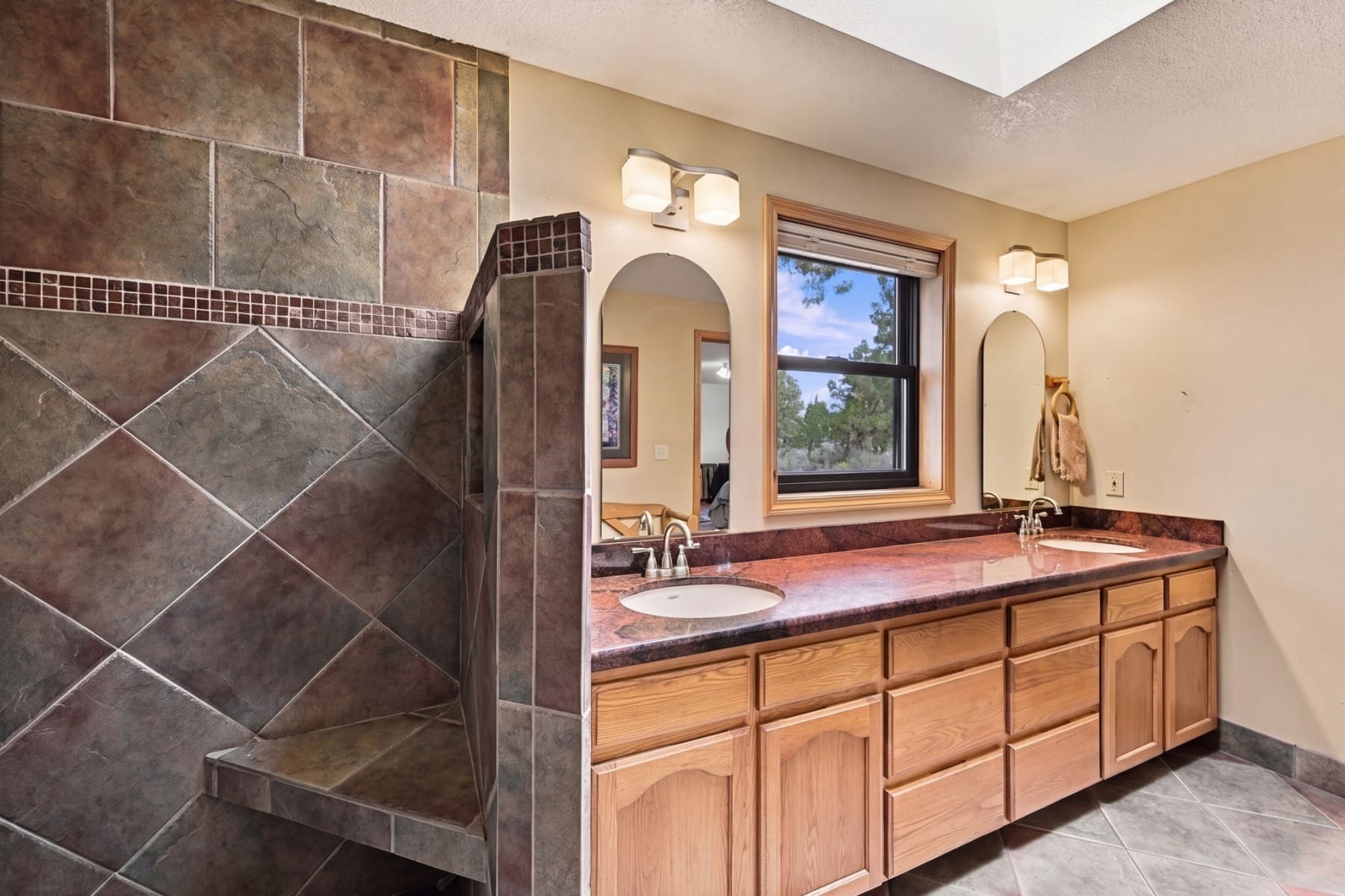  64417 McGrath Road Bend, OR 97701 - 物件實景