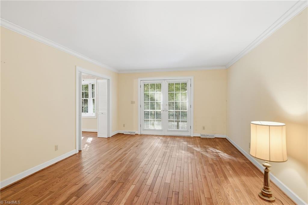 Winston-Salem, North Carolina, 27106, United States, 4 Bedrooms Bedrooms, ,3 BathroomsBathrooms,Residential,For Sale,1970256