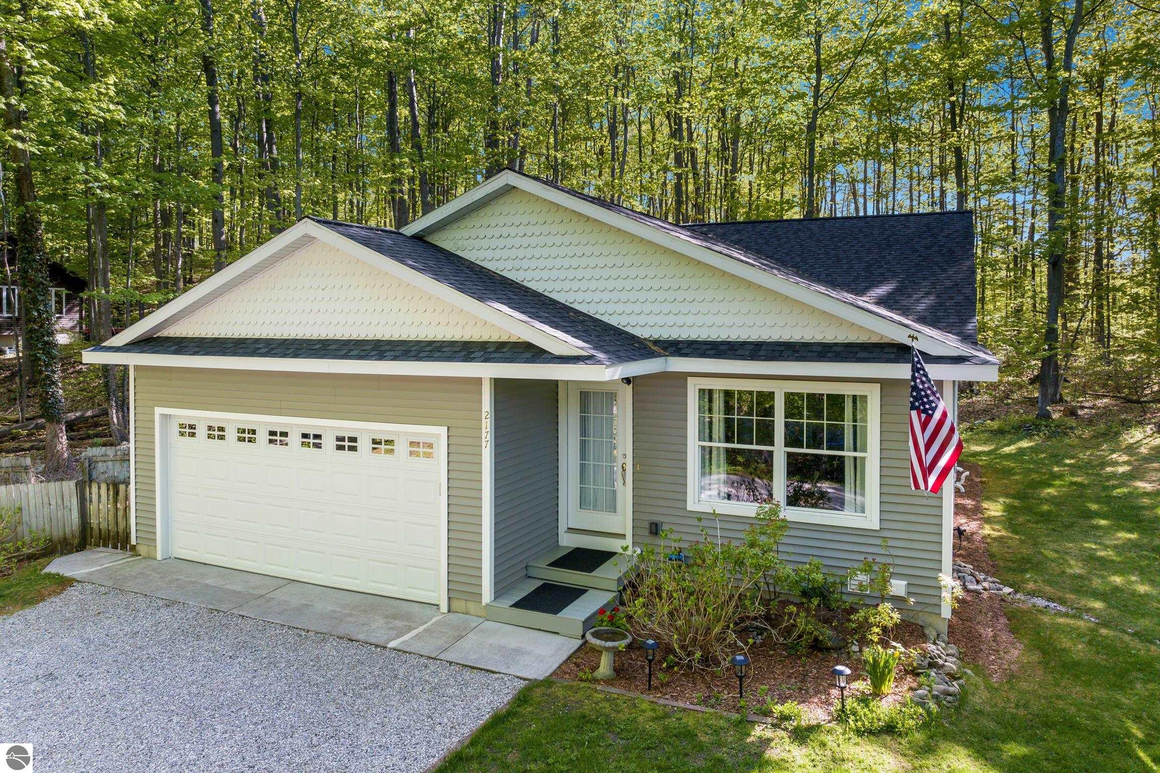 Suttons Bay, Michigan, 49682, United States, 3 Bedrooms Bedrooms, ,2 BathroomsBathrooms,Residential,For Sale,2048869