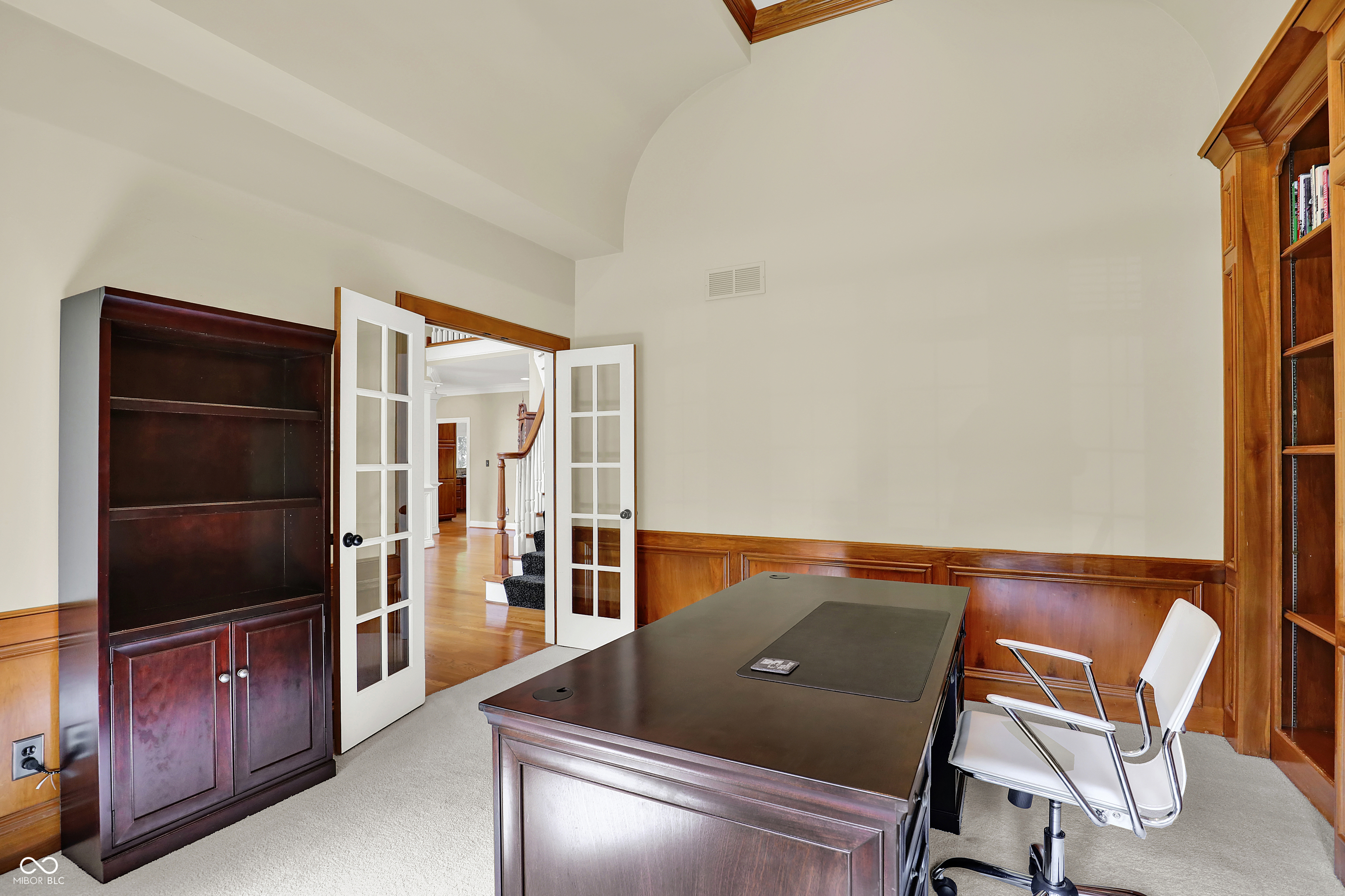 Zionsville, Indiana, 46077, United States, 5 Bedrooms Bedrooms, ,5 BathroomsBathrooms,Residential,For Sale,1978641