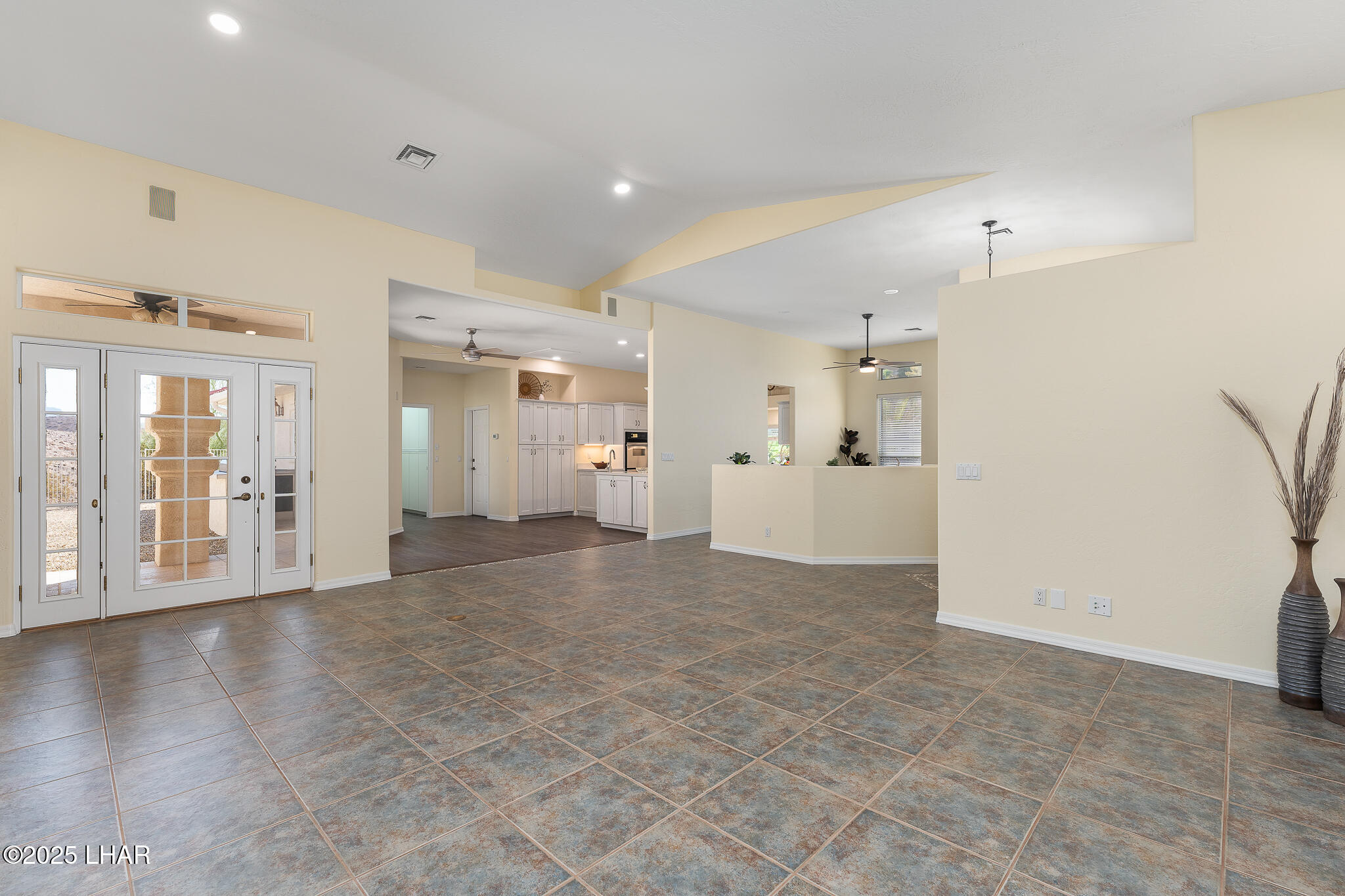 Lake Havasu City, Arizona, 86406, United States, 3 Bedrooms Bedrooms, ,2 BathroomsBathrooms,Residential,For Sale,1846694