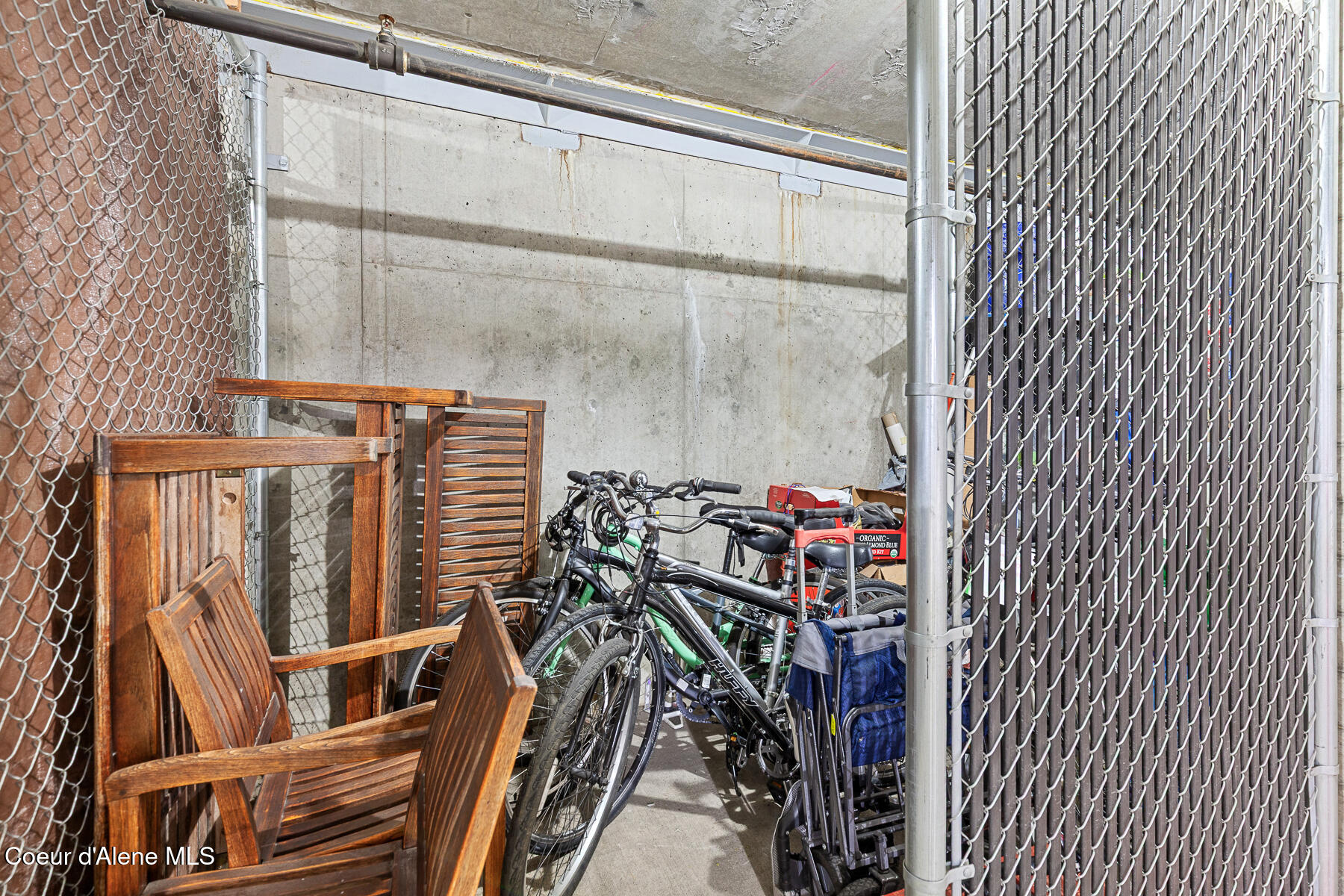 Coeur d'Alene, Idaho, 83814, United States, 2 Bedrooms Bedrooms, ,2 BathroomsBathrooms,Residential,For Sale,2007822