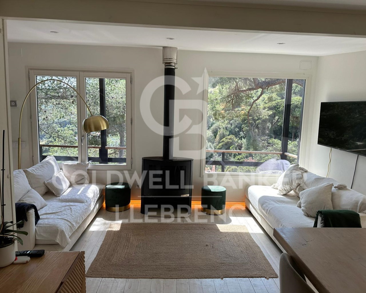 Barcelona, Catalonia, ES, 4 Bedrooms Bedrooms, ,1 BathroomBathrooms,Residential,For Sale,1988279