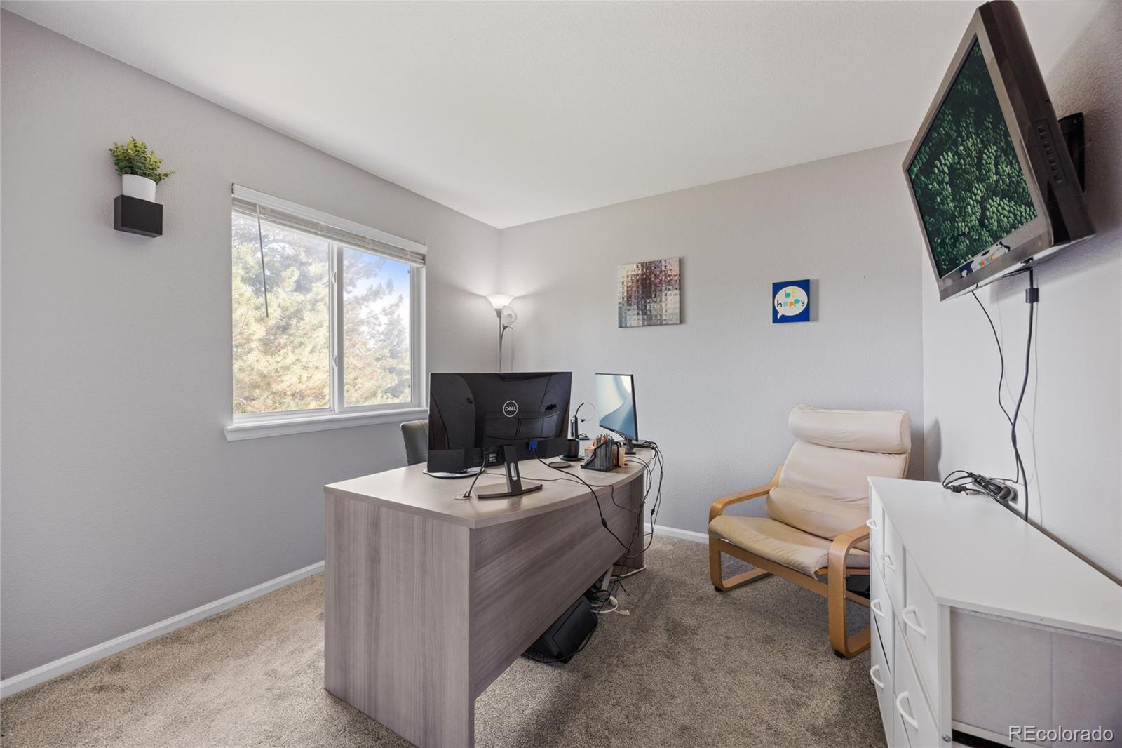 Aurora, Colorado, 80014, United States, 4 Bedrooms Bedrooms, ,2 BathroomsBathrooms,Residential,For Sale,1988194