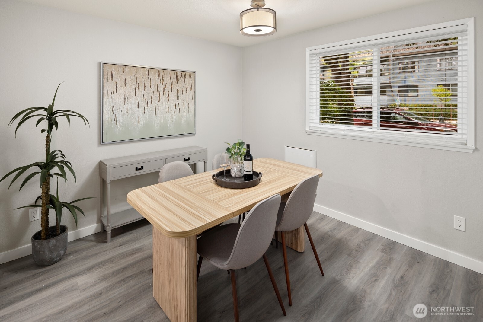 Mercer Island, Washington, 98040, United States, 2 Bedrooms Bedrooms, ,1 BathroomBathrooms,Residential,For Sale,1948638
