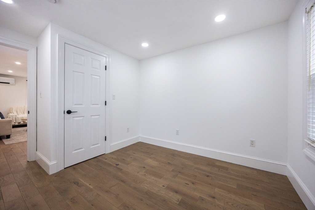 Melrose, Massachusetts, 02176, United States, 2 Bedrooms Bedrooms, ,1 BathroomBathrooms,Residential,For Sale,2012344