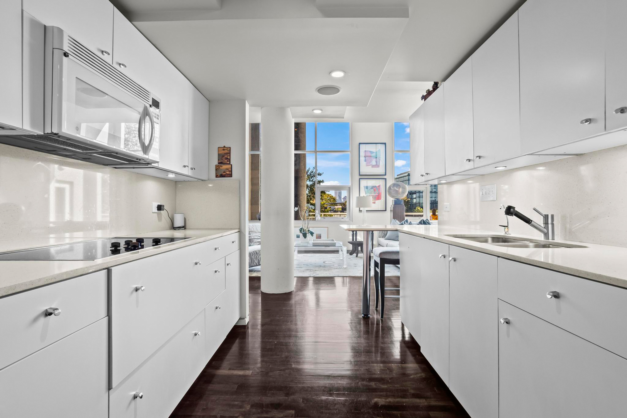  Remarkable Two-Story Loft with Skyline Views - 物件實景