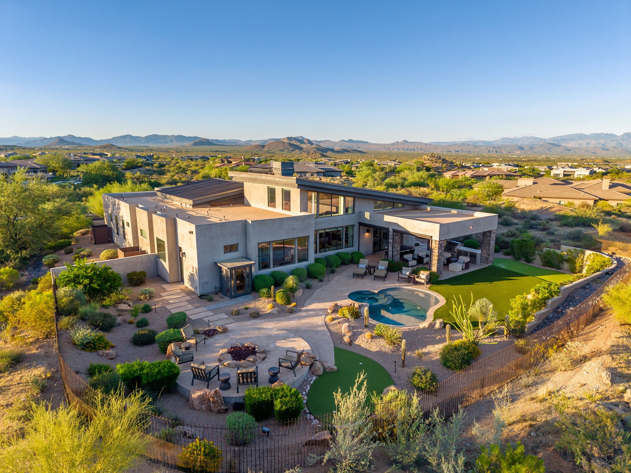  12423 E Desert Vista Dr  Scottsdale, AZ - 物件實景