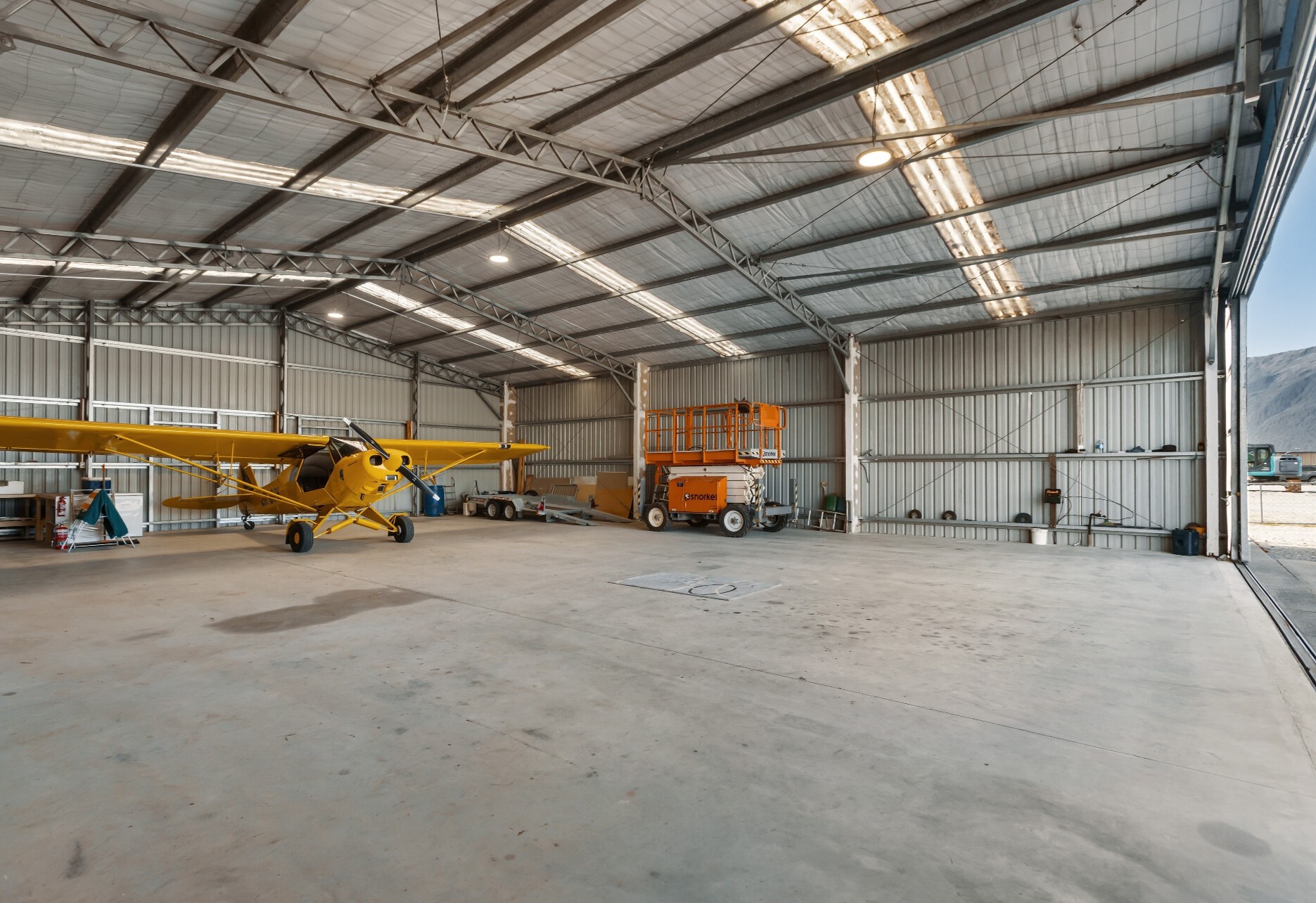  Fly In, Live In, Lease Out - 物件實景