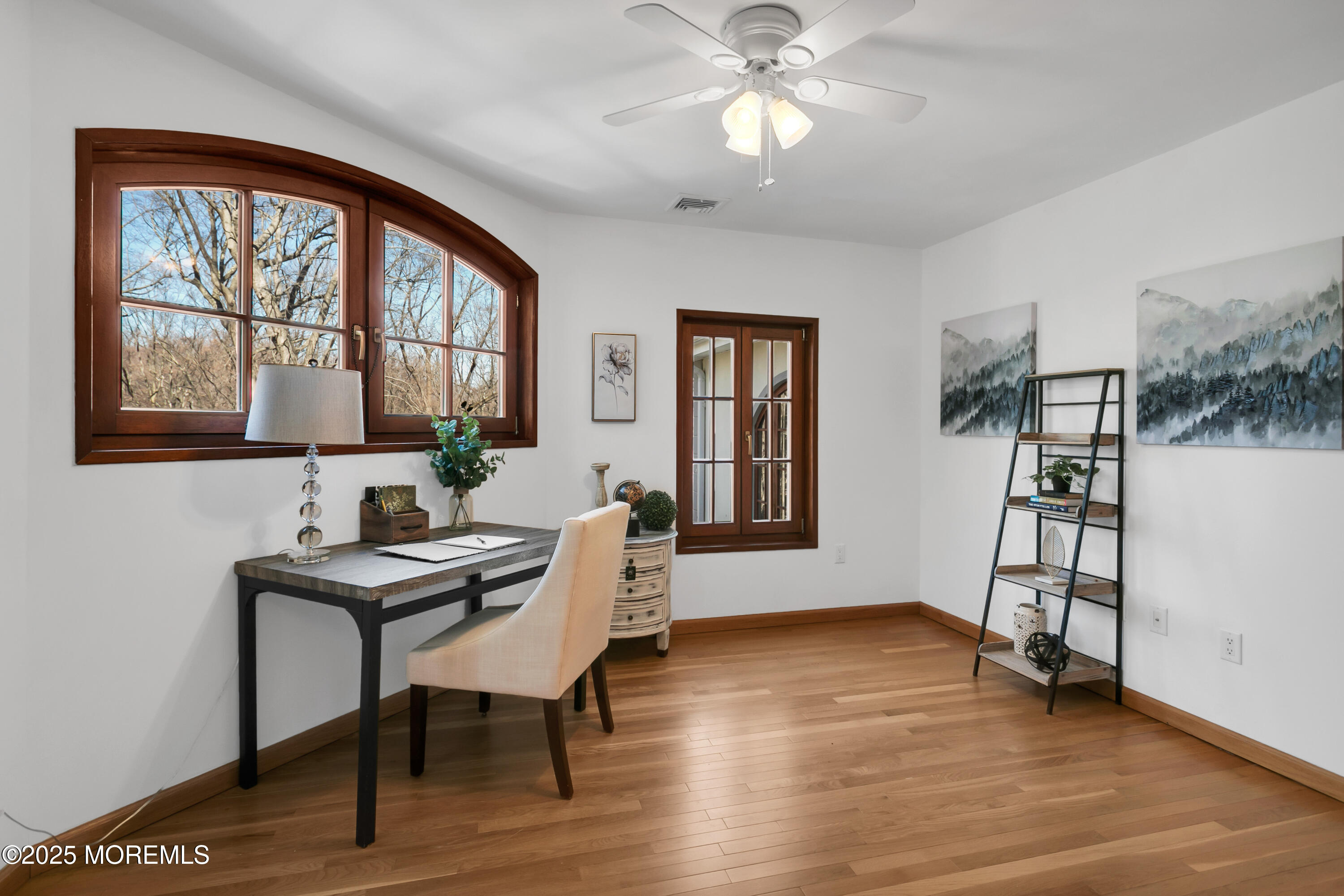 Middletown, New Jersey, 07748, United States, 5 Bedrooms Bedrooms, ,5 BathroomsBathrooms,Residential,For Sale,1904481