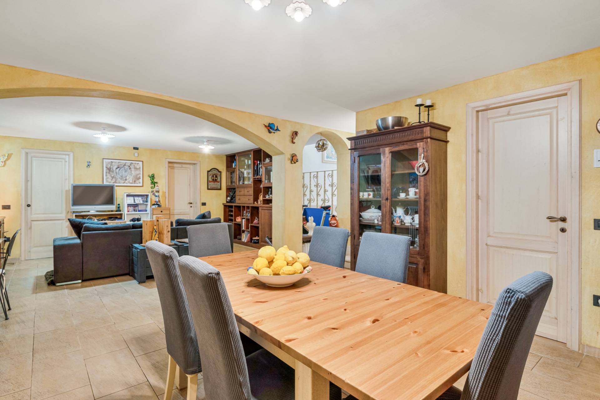 Pietrasanta, Lucca, 55045, IT, 3 Bedrooms Bedrooms, ,3 BathroomsBathrooms,Residential,For Sale,1903530