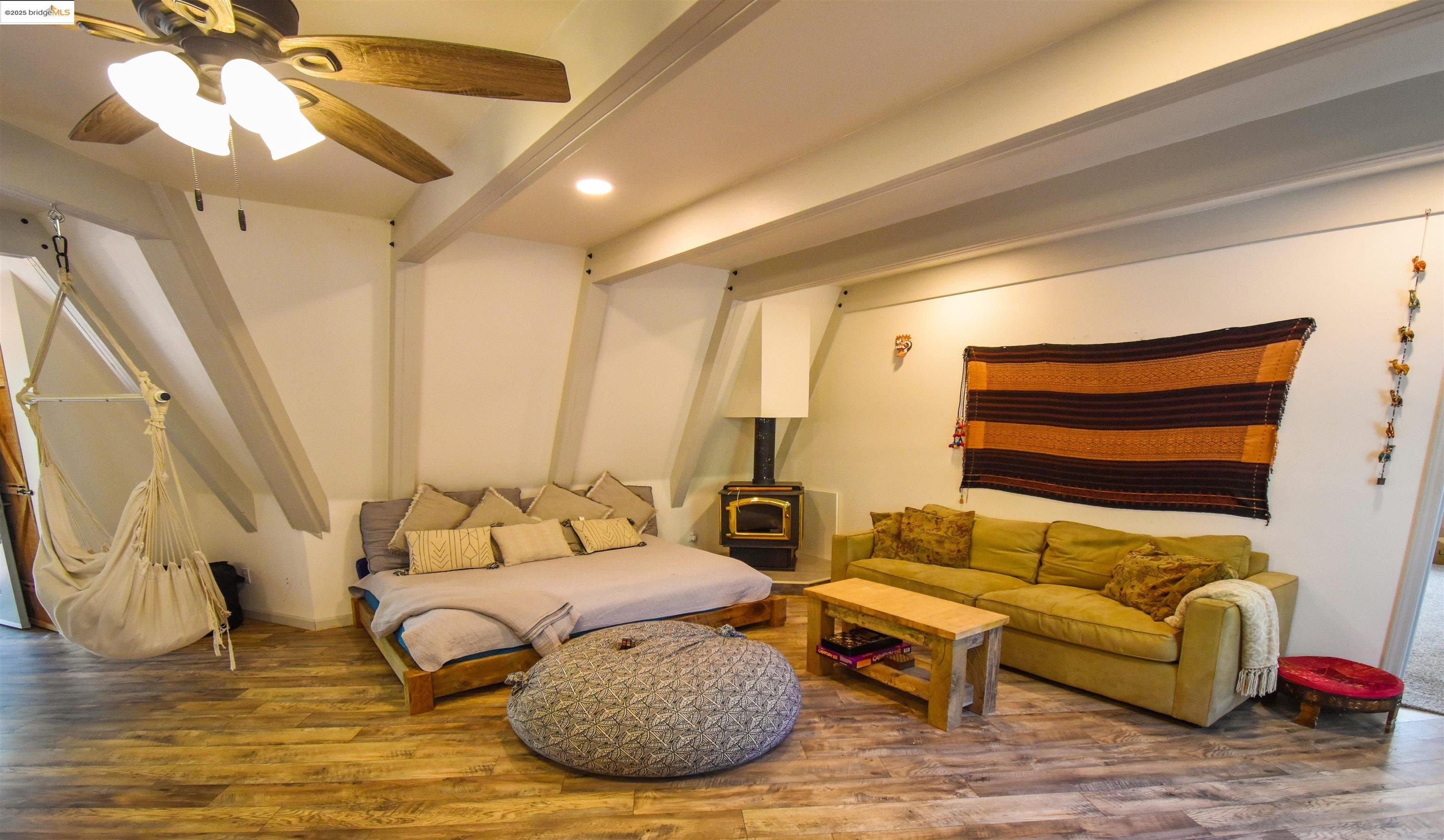 Sonora, California, 95370, United States, 3 Bedrooms Bedrooms, ,2 BathroomsBathrooms,Residential,For Sale,1925150