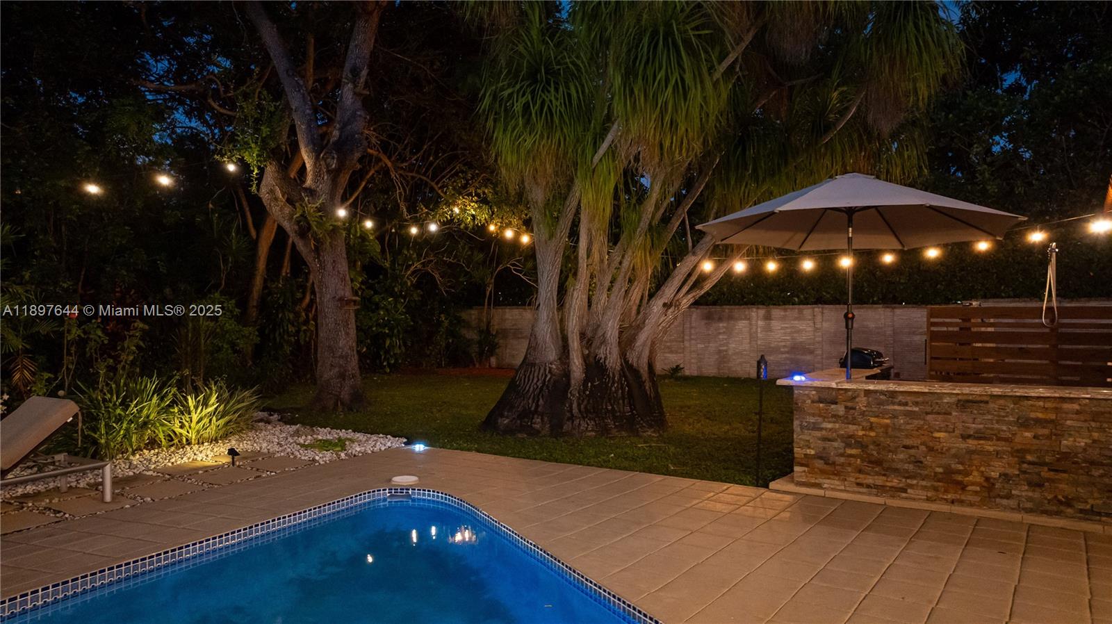 Palmetto Bay, Florida, 33157, United States, 4 Bedrooms Bedrooms, ,4 BathroomsBathrooms,Residential,For Sale,1966916