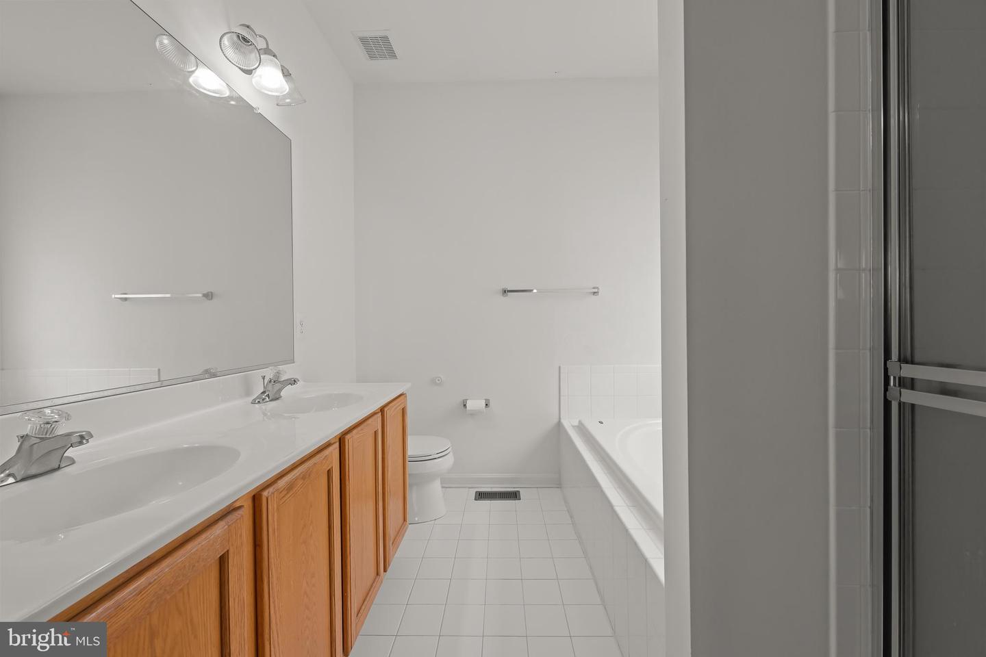 Bear, Delaware, 19701, United States, 4 Bedrooms Bedrooms, ,3 BathroomsBathrooms,Residential,For Sale,1867044