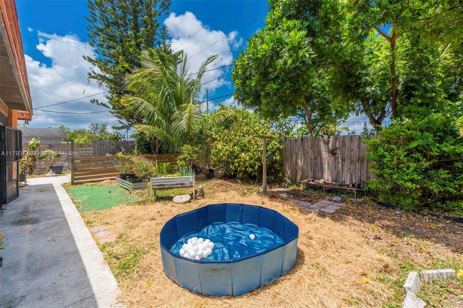 Cutler Bay, Florida, 33189, United States, 4 Bedrooms Bedrooms, ,3 BathroomsBathrooms,Residential,For Sale,1794675