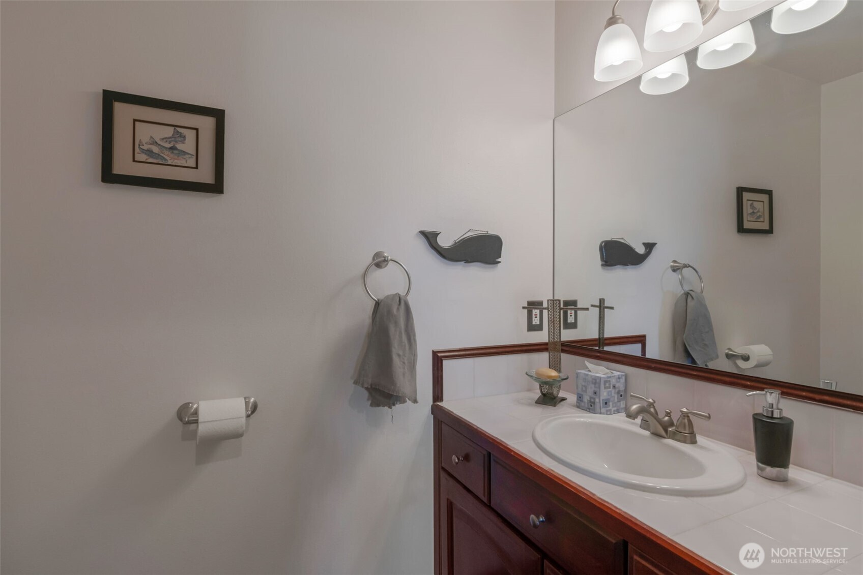 Clinton, Washington, 98236, United States, 4 Bedrooms Bedrooms, ,3 BathroomsBathrooms,Residential,For Sale,1990497