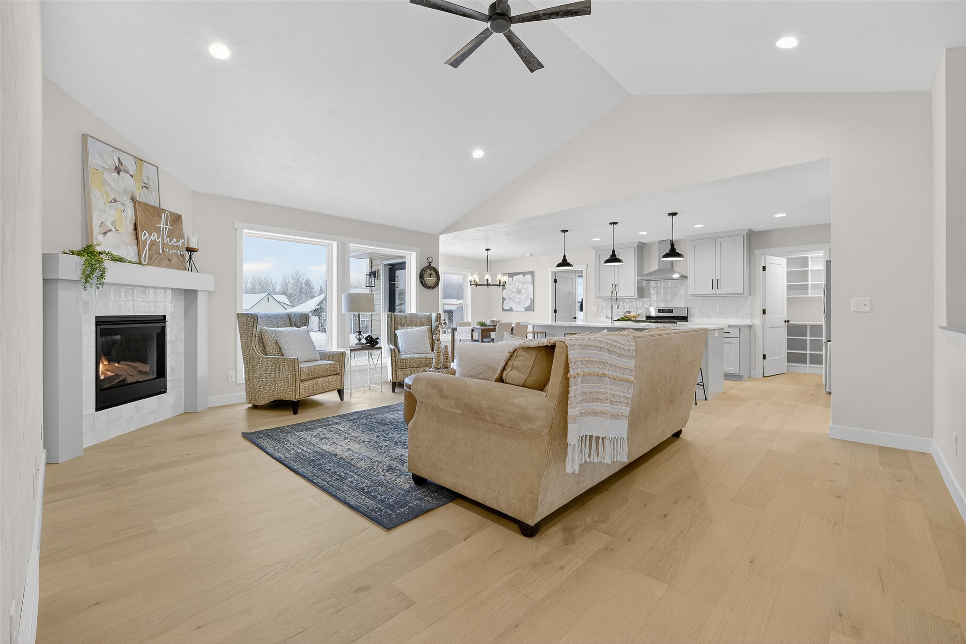 MENASHA, Wisconsin, 54952, United States, 4 Bedrooms Bedrooms, ,3 BathroomsBathrooms,Residential,For Sale,1996198