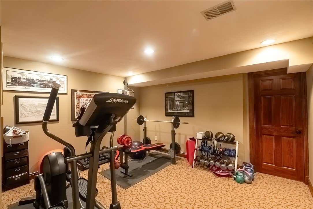 Finleyville, Pennsylvania, 15332, United States, 4 Bedrooms Bedrooms, ,4 BathroomsBathrooms,Residential,For Sale,1985685