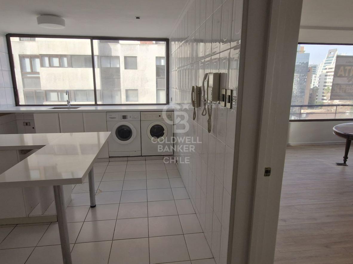 Las Condes, Chile, 3 Bedrooms Bedrooms, ,4 BathroomsBathrooms,Residential,For Sale,1956037